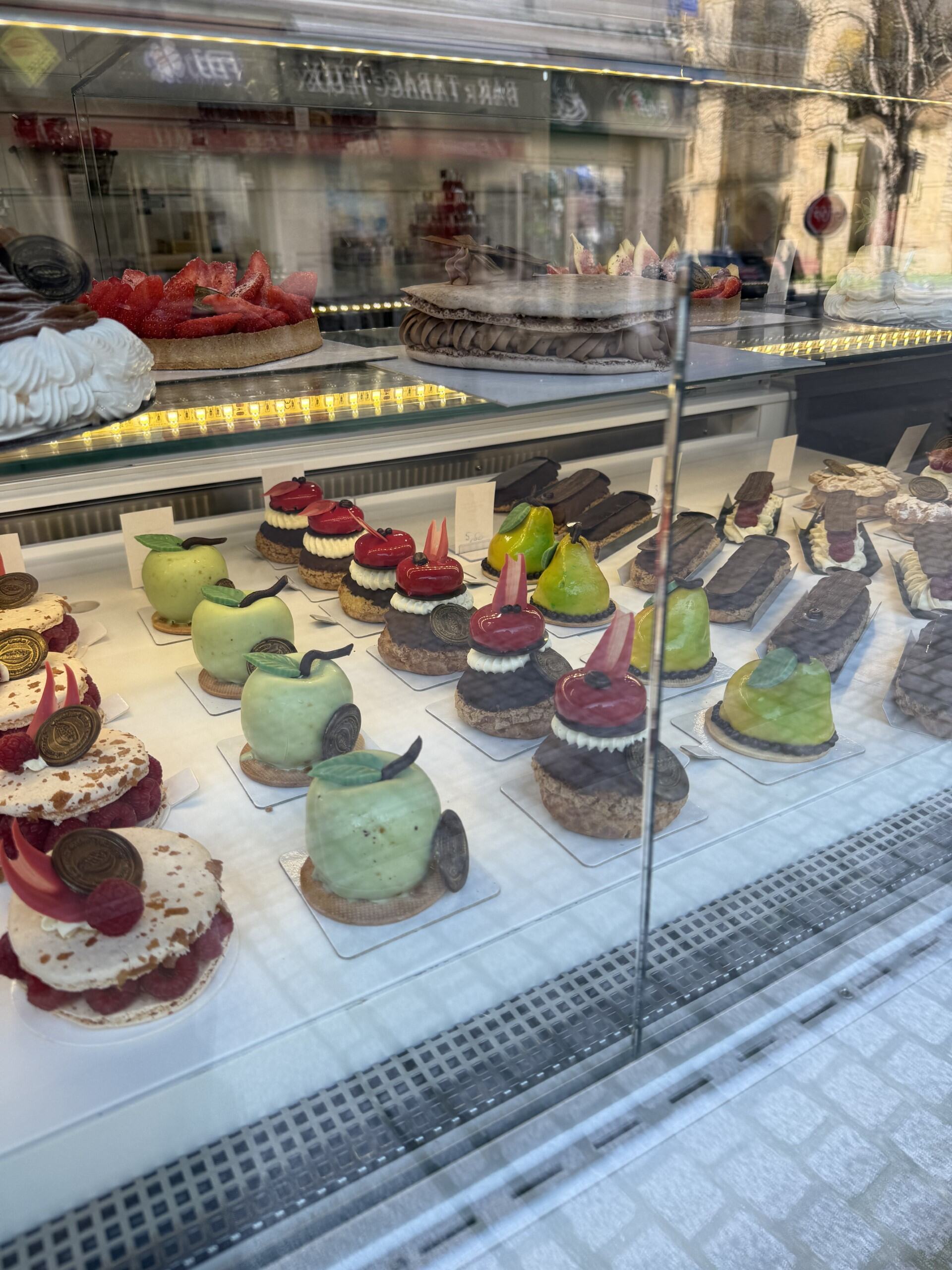 Vitrine de l'Avenue Mer